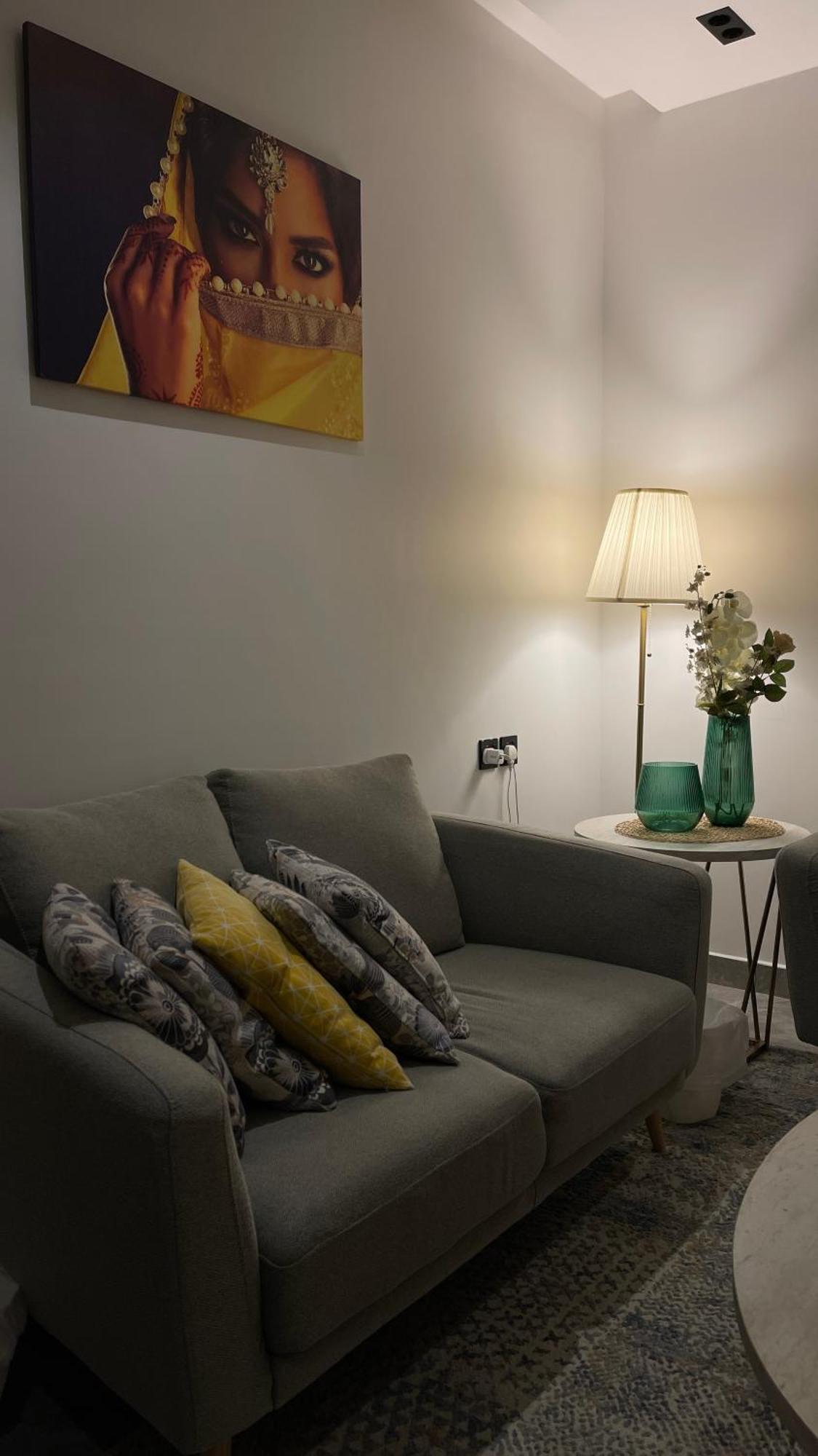 انيقه بصاله وغرفه نوم - دخول ذاتي Apartment *